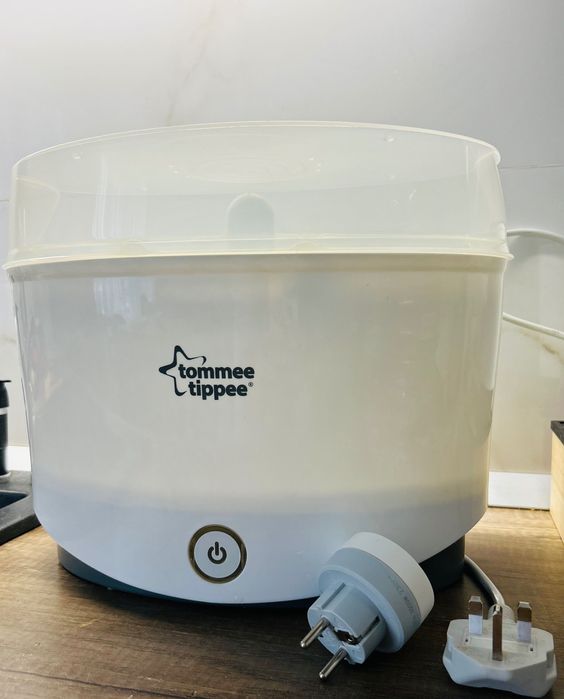 Стерилизатор Tommee Tippee