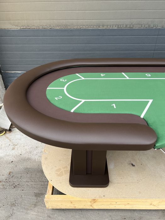 Masa poker personalizata cu intrare dealer 10 persoane CustomTables.eu