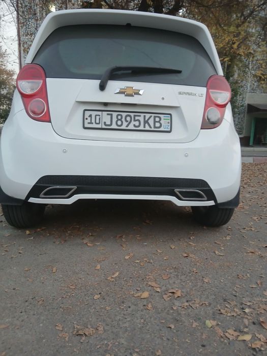 Spark 2018 avtamat sotiladi srochna