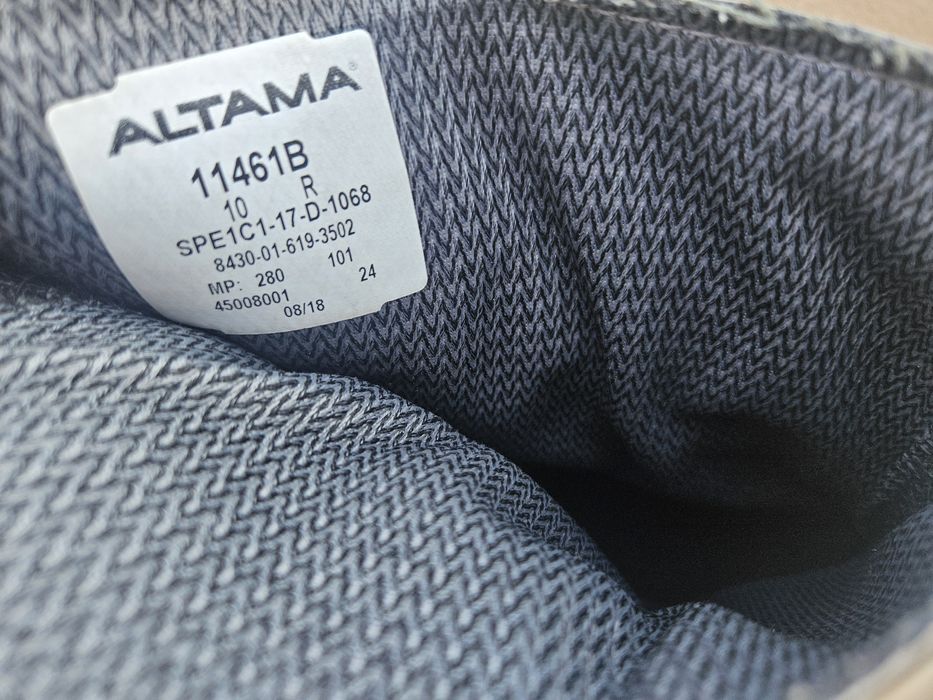 Bocanci desert Altama goretex 44