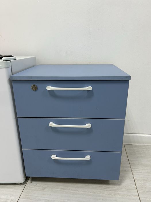 Продам всю офисную мебель, не дорого