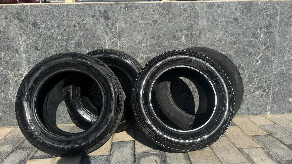 Продам зимние шины размер 185/65R14