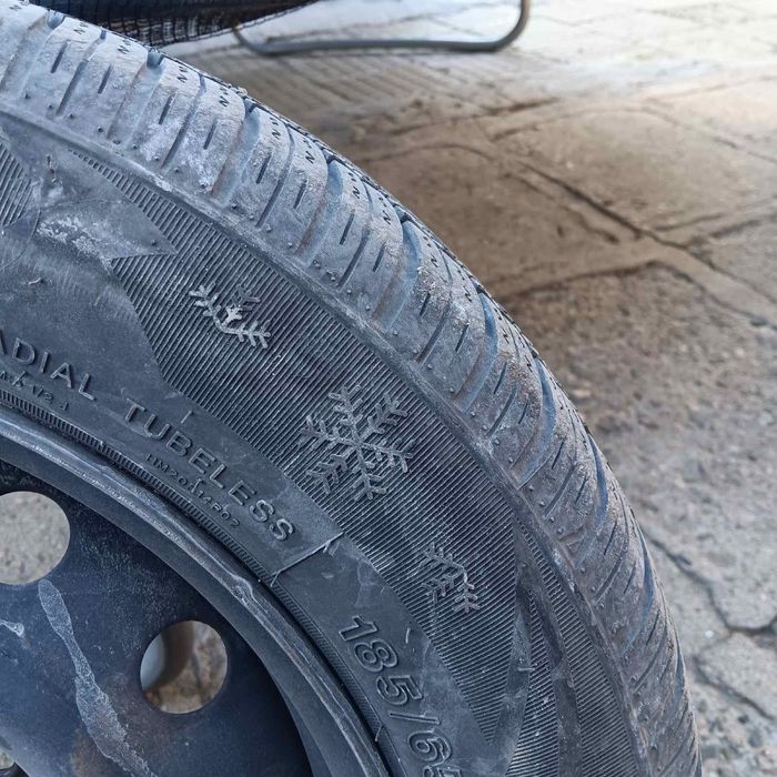 Зимни гуми 185/65/16