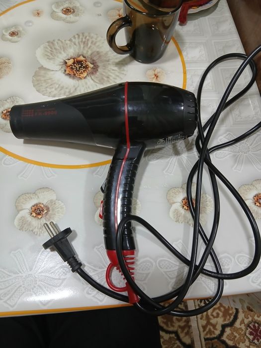 Электрический фен