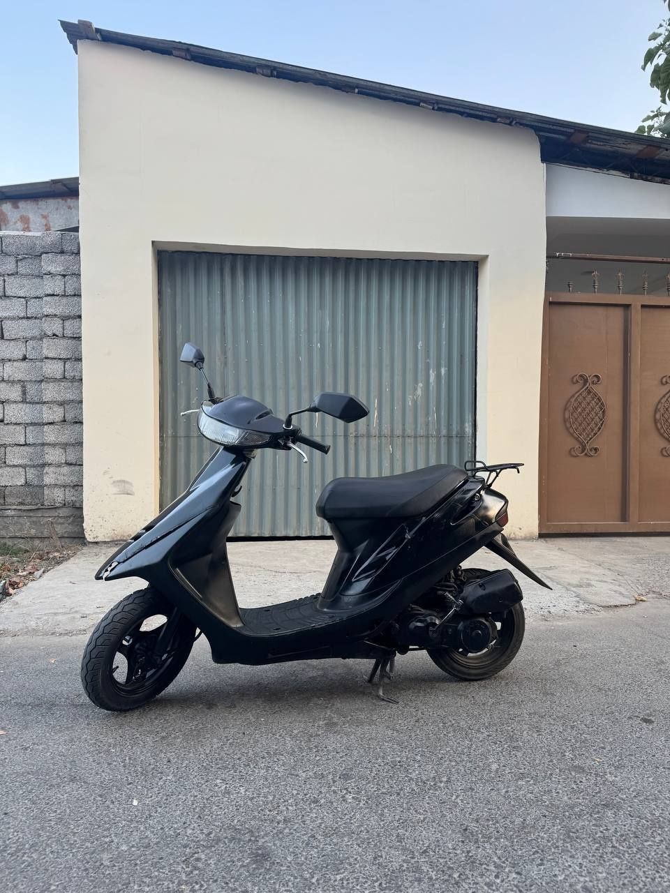 Продаётся скутер Honda dio 50