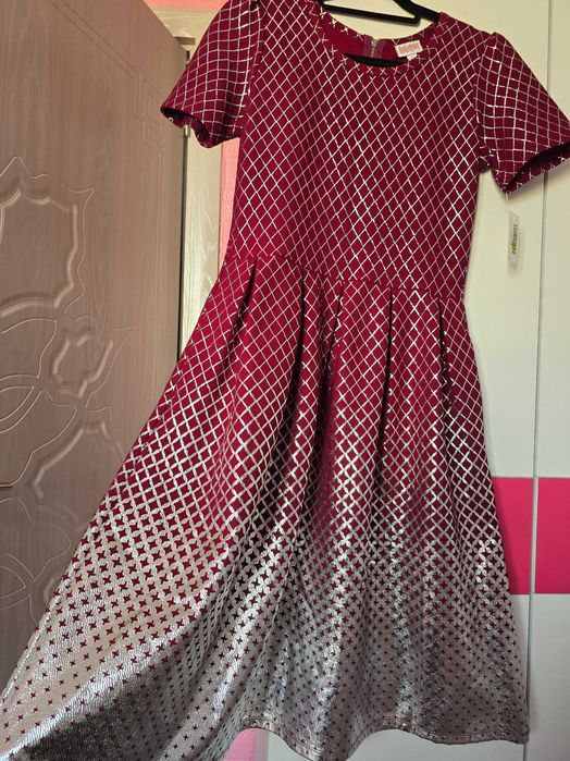 Официална рокля,размер L