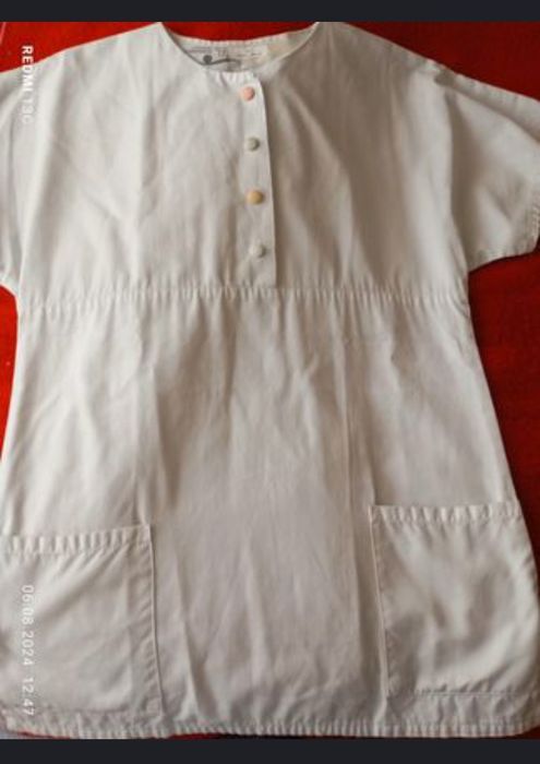 Bluze medicale cu pantaloni albe mar L