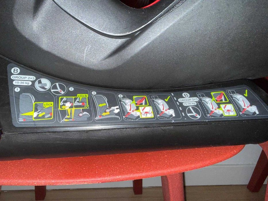 Scaun auto ISOFIX Britax Romer ADVANSAFIX IV M Fire Red, 9-36 kg, rosu