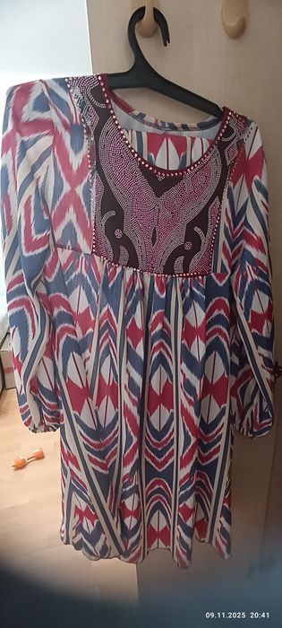 Уйгурский национальный костюм