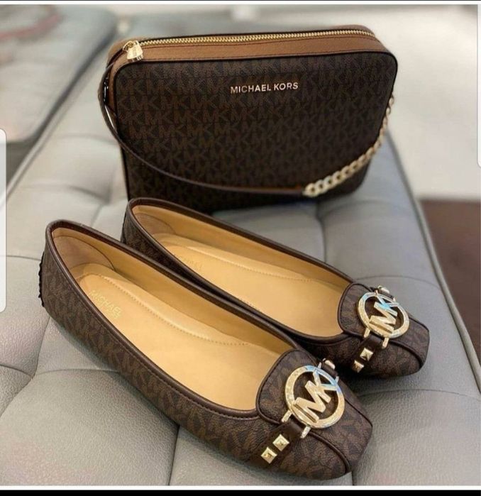 Продам балетки от Michael Kors