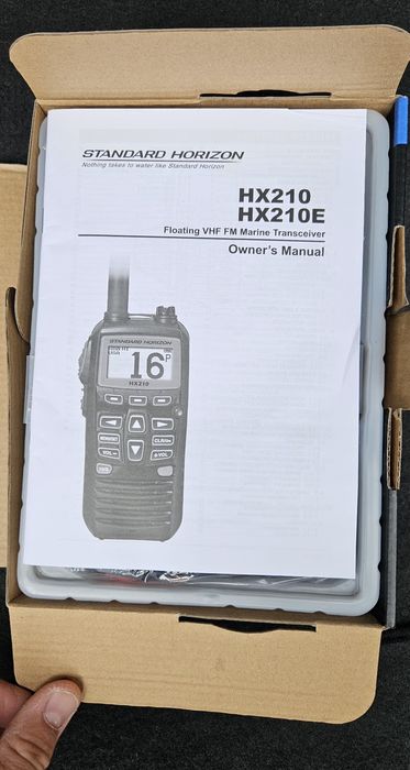 Радиостанция Horizon HX210