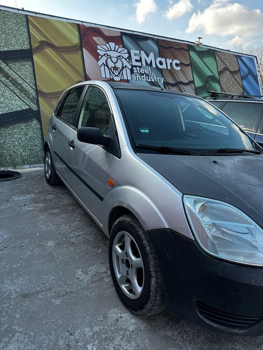 fiesta cu acte expirate pentru piese