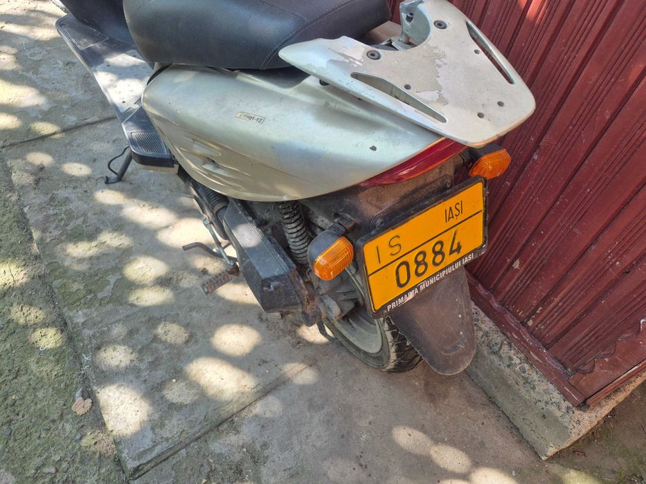 Vand motoscuter 80 cm3