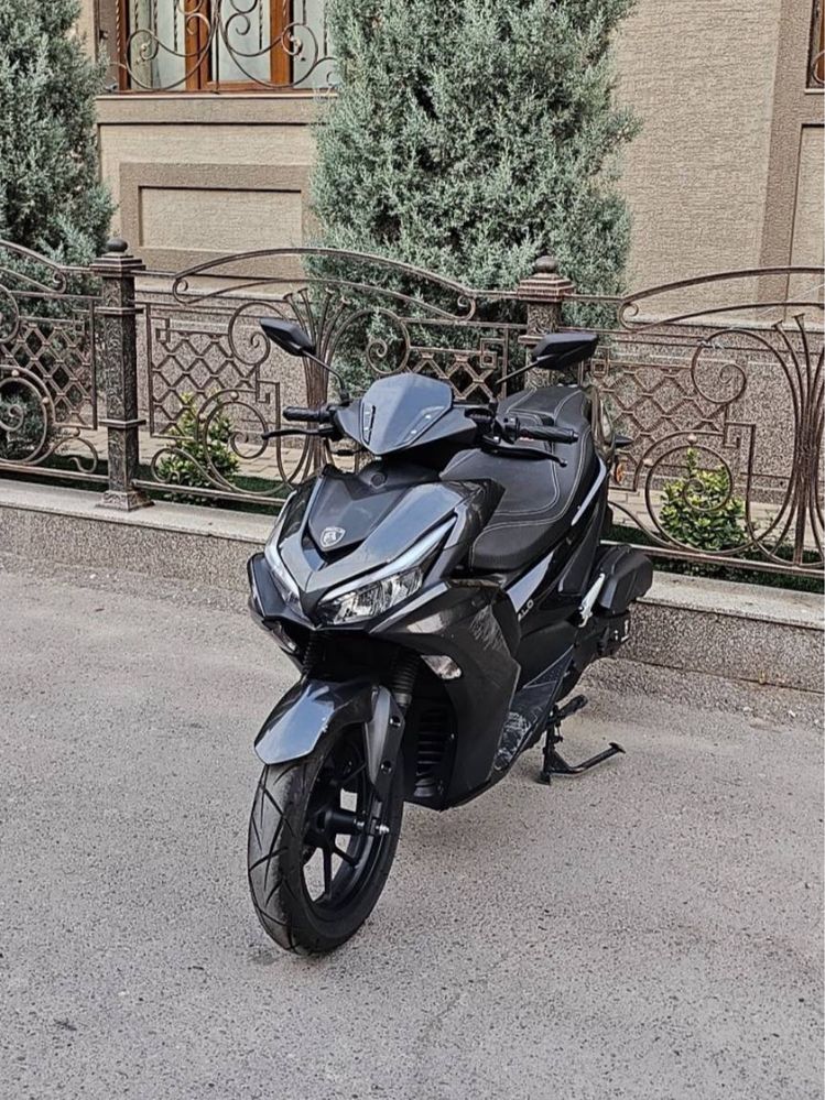 Sukter benzin moto