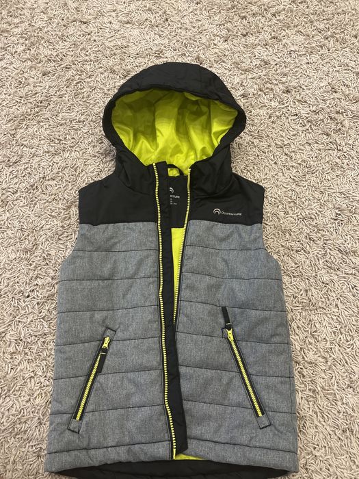 Безрукавка для мальчика