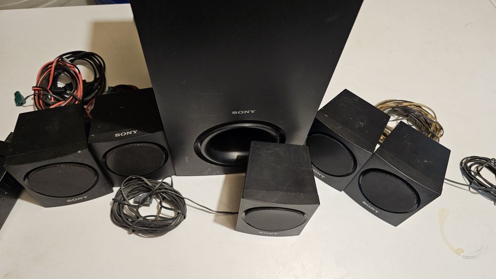 Home cinema Sony HBD-TZ135