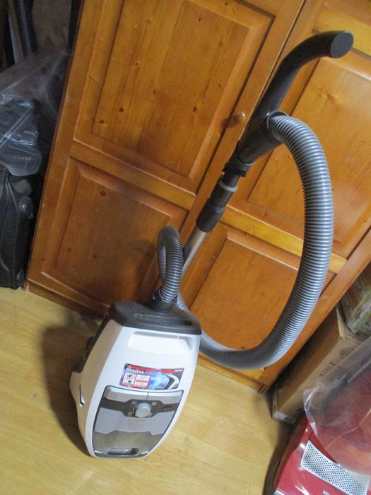 aspirator miele blizard
