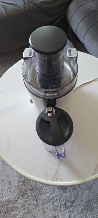 Сокоизстисквачка за плодове и зеленчуци Bosch 700 W