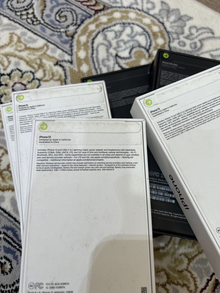 iPhone 13 LLA 128GB новый