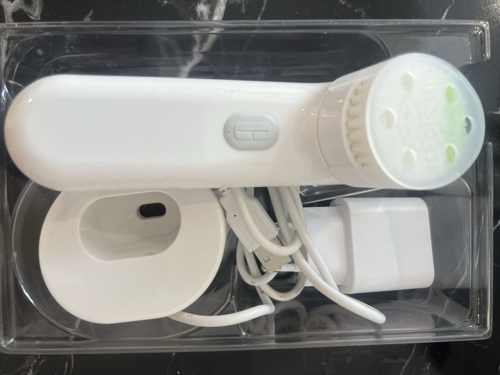Perie CLINIQUE Sonic System purifying Cleansing , demachiant si toner
