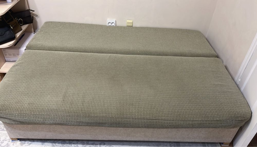 Продам диван б/у в хорошем состоянии