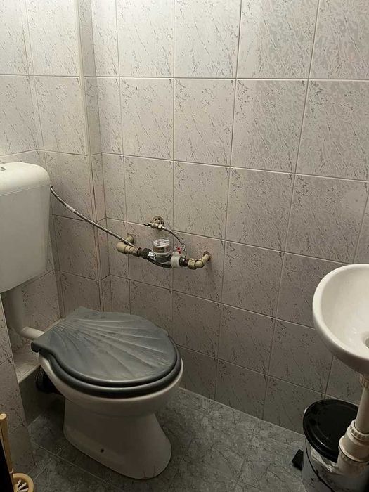 Дава се под наем Тристаен апартамент в Варна, Базар Левски - 80 кв.м за 510 € - Снимка #7