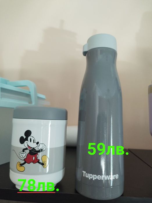 TUPPERWARE - херметически купи за месене на тесто и съхранение .