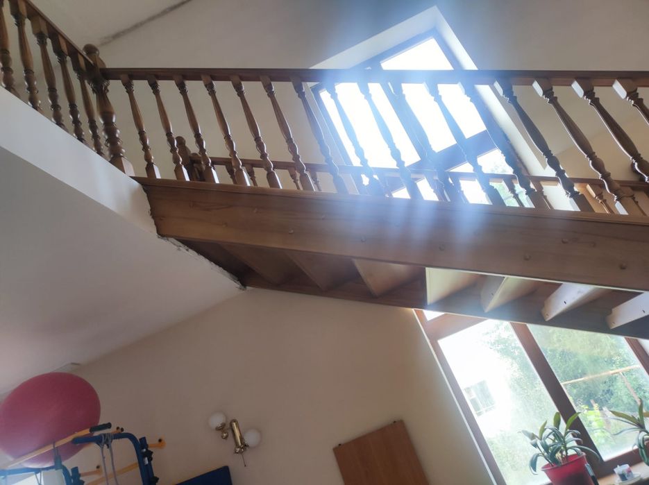 Лестница из дерева