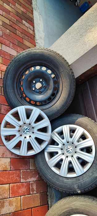Jante tabla 16 VW Tiguan 215/65/ R16 98T + capace originale