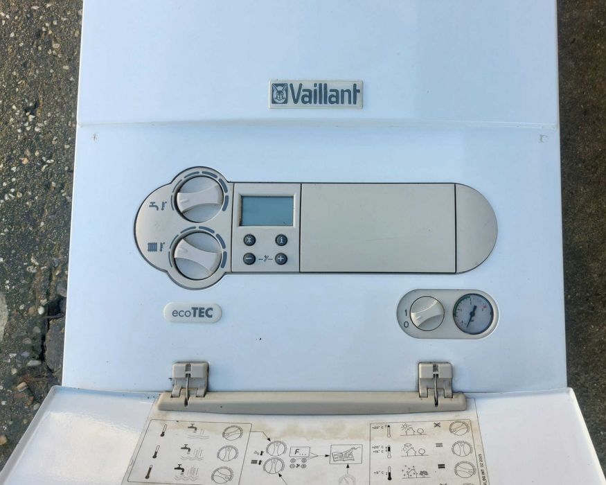 Dezmembrez centrala VAILLANT 656-7 de 60 kw.