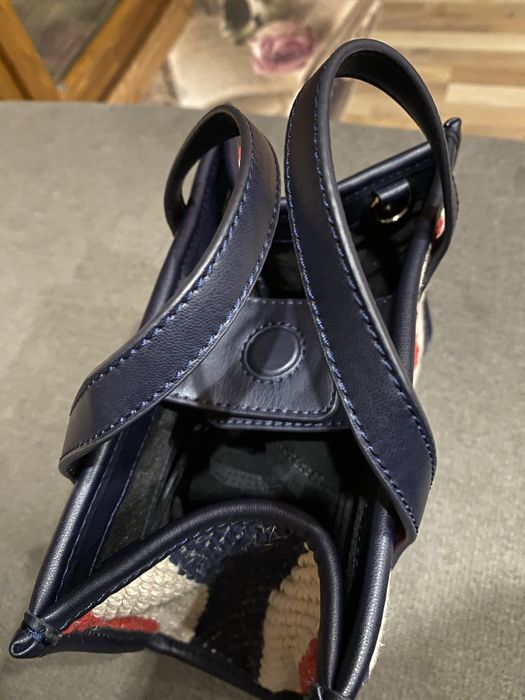 Оригинална дамска чанта Tommy Hilfiger