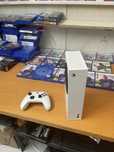 XBox series S impecabil accept schimb cu ps 4 slim sau pro