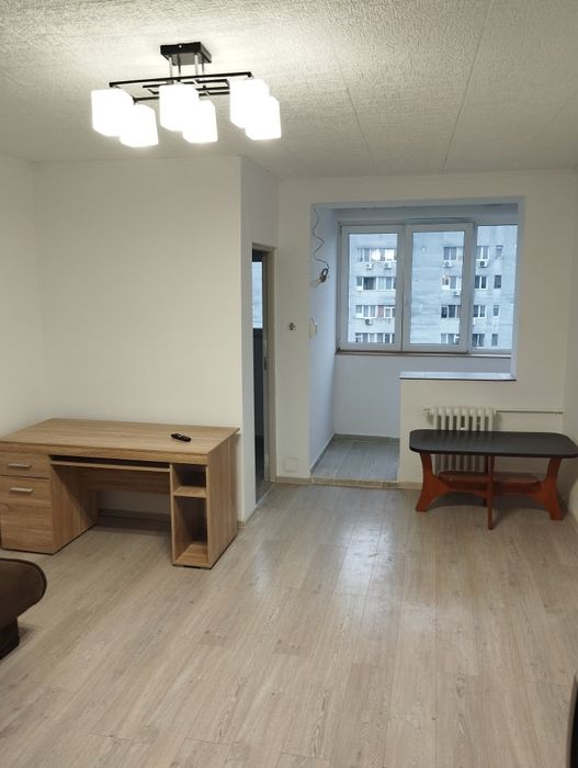 Proprietar vând garsonieră