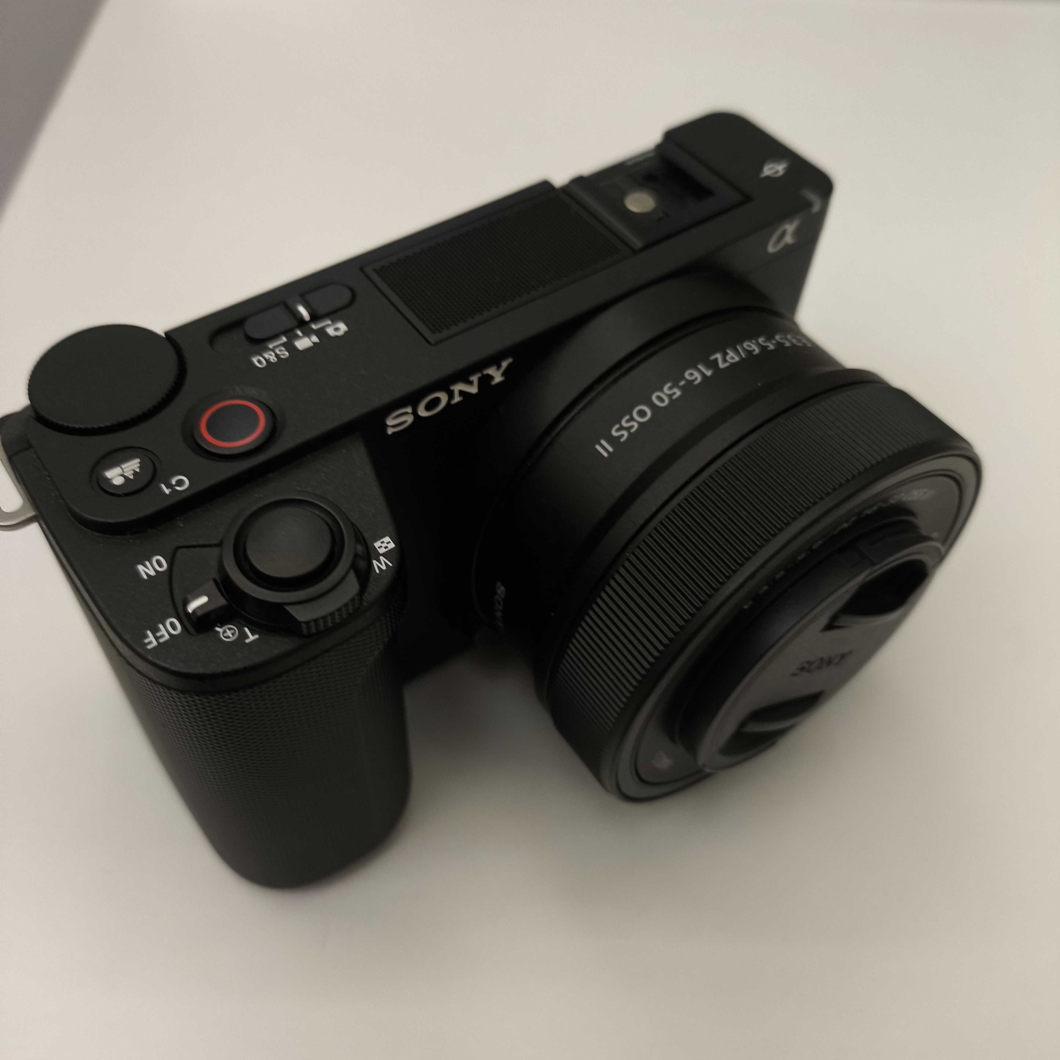 Sony ZV-E10 II — идеальное состояние, как новая