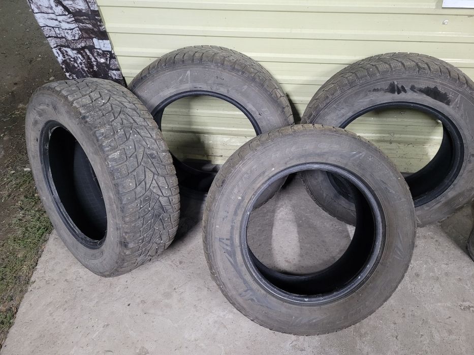 Продам шины зимние