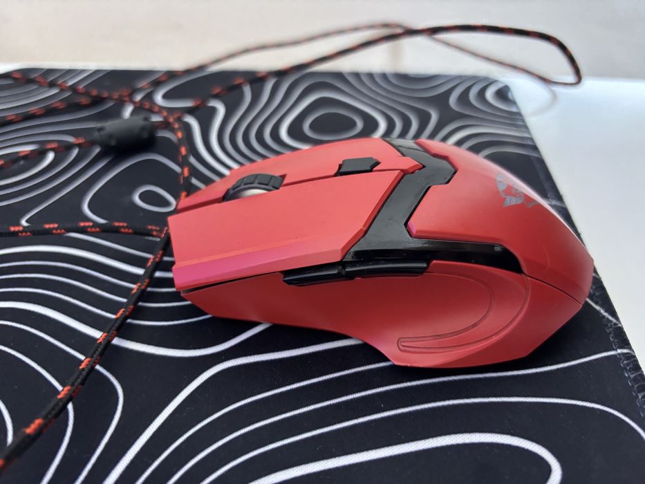 Геймърска мишка Trust gxt 101 spectra red