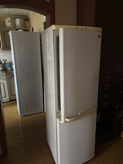 Отдам холодильник Самсунг