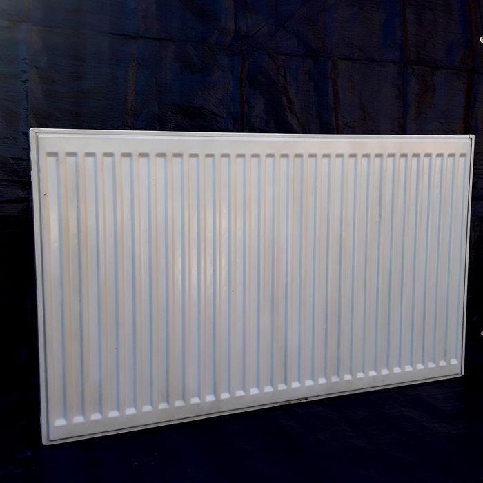 Calorifer, radiator otel foarte putin utilizate in stare foarte buna