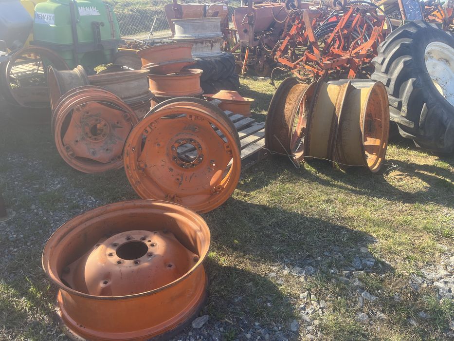 Jeanta de tractor r 28 si piese