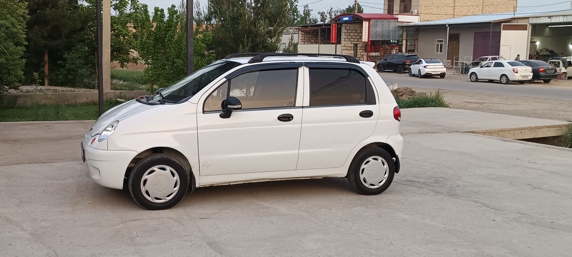 Matiz sotiladi lux kanditsioner