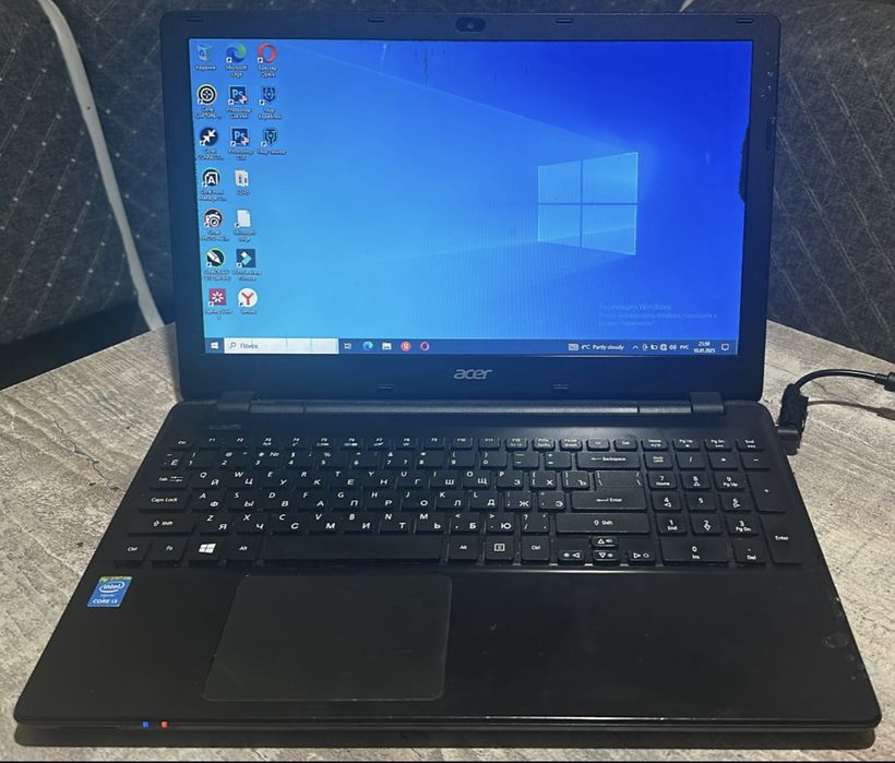 Ноутбук Acer черный