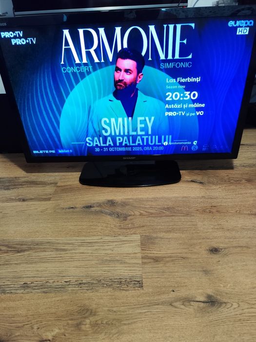 Vand tv SHARP FULL HD 100 CM