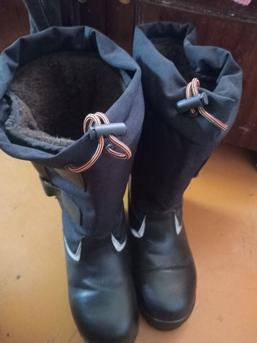 Продам Сапоги зимние.