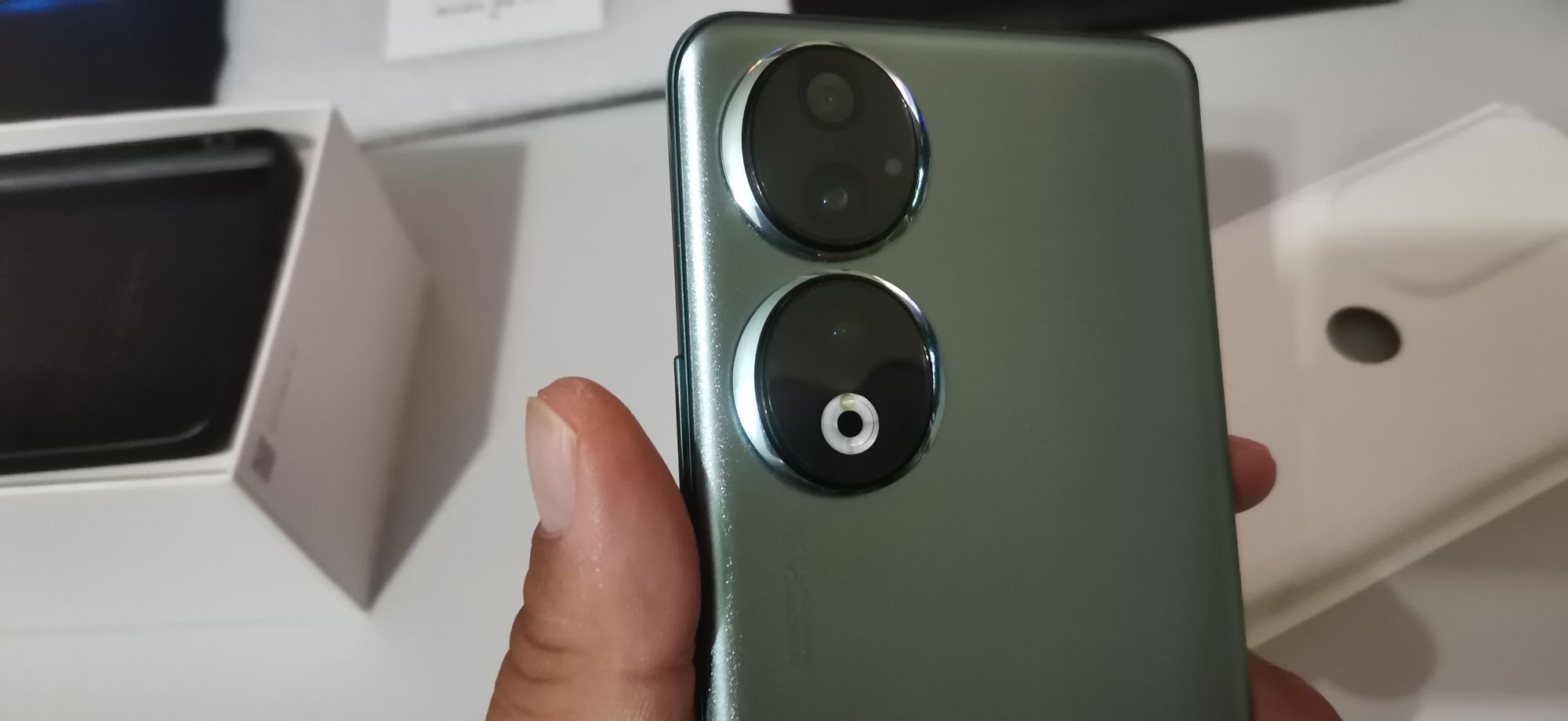 Honor 90, 12 ram, 512 ROM, 5G, нов + кейсове + протектори В ЦЕНАТА