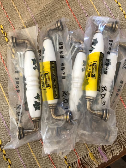 Керамични дръжки