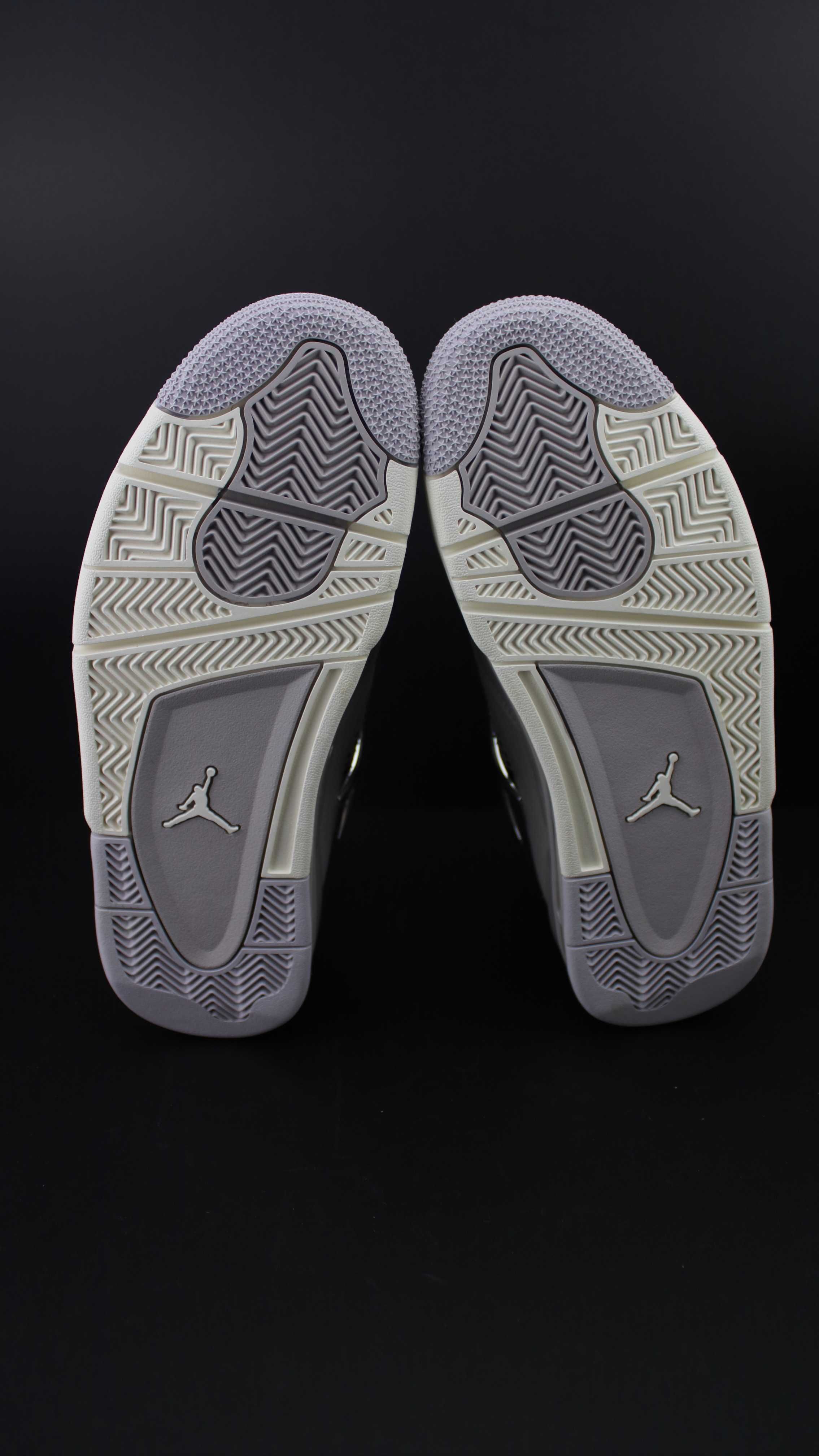 Air Jordan 4 Retro Frozen Moments + CADOU (38-42)