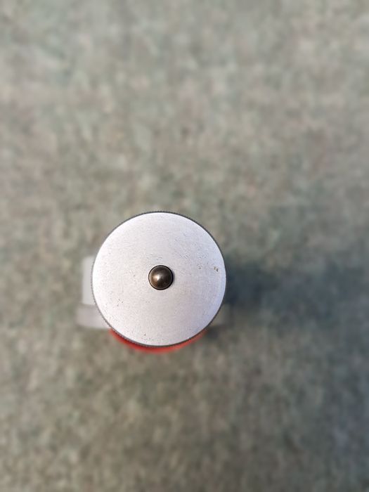 Ceas comparator de  precizie