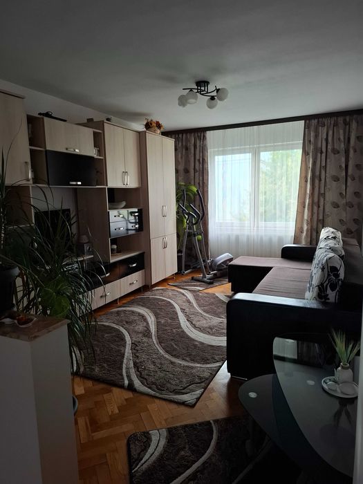Apartament 3 camere MOBILAT, zona Tudor + garaj lângă bloc