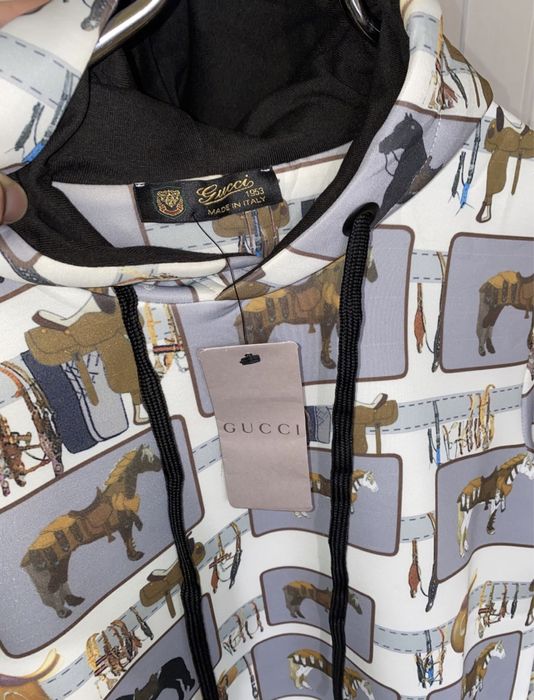 Gucci - мъжка блуза с качулка