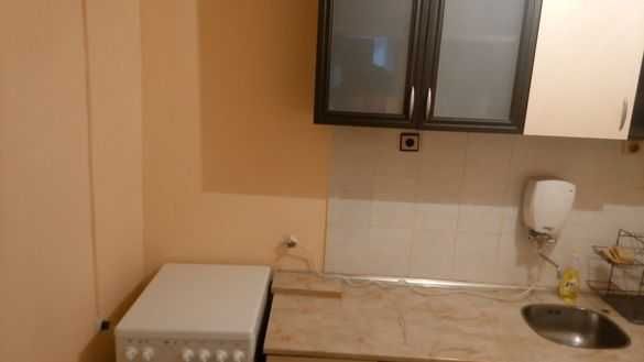 Дава се под наем Едностаен апартамент в Бургас, Център - 45 кв.м за 125 € - Снимка #3